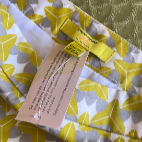 Banana Republic NWT 00P skirt - Picture 2 of 7